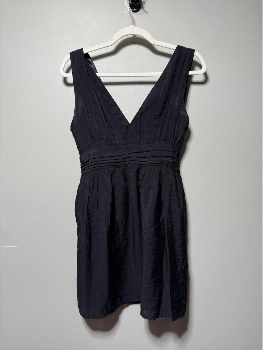 PARAELLA Little Black Dress V-Neck Empire Waist S cocktail date night wedding